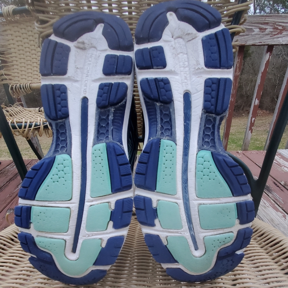 Brooks Gel Nimbus 20 size 7.5 - Picture 9 of 14